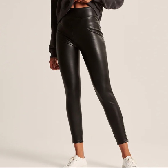 Abercrombie & Fitch Vegan Leather Leggings - Picture 1 of 5